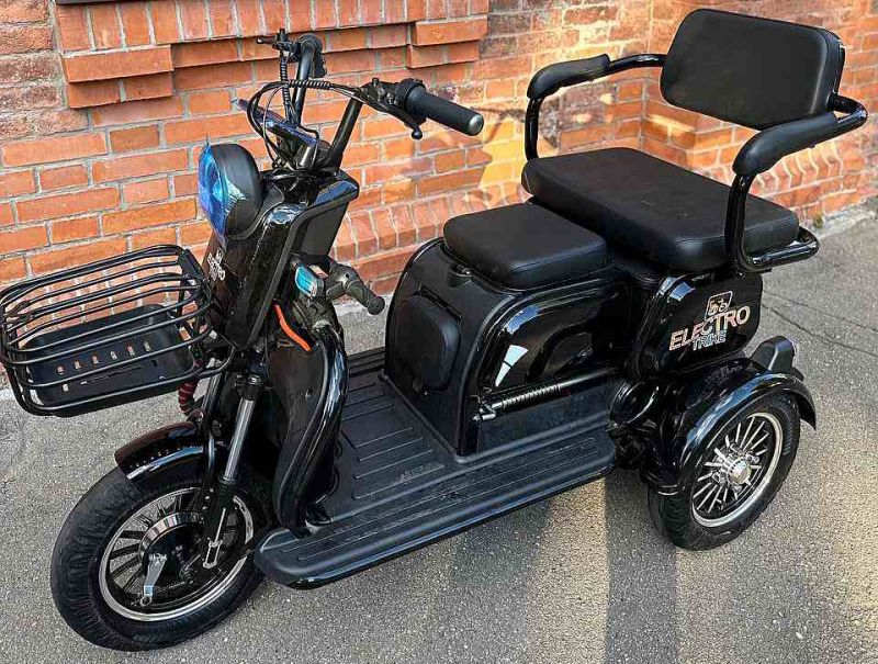 Инвалидная коляска с электроприводом Electrotrike Бумеранг черный Инвалидная коляска с электроприводом Electrotrike Бумеранг черный
